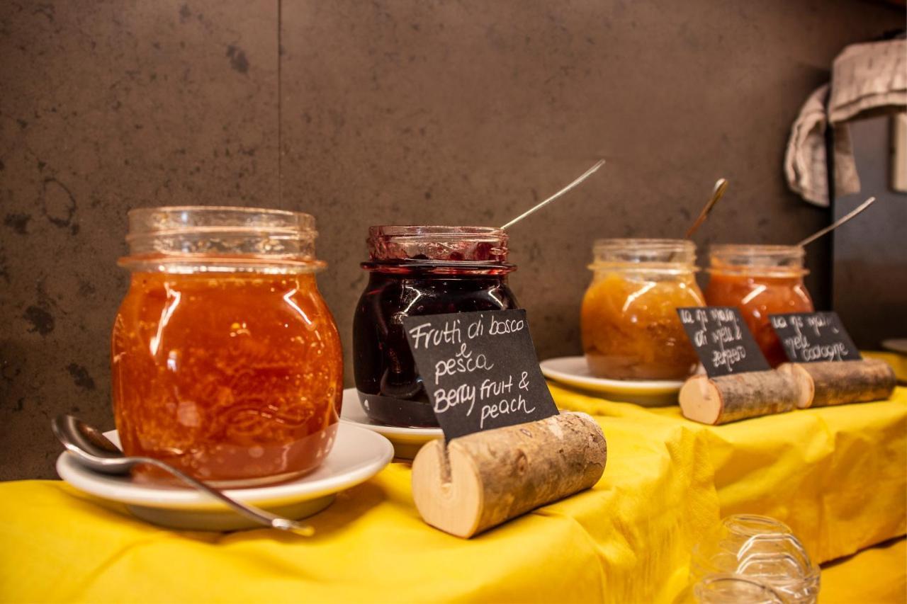 Dolcevita Ambiez B&B San Lorenzo Dorsino Eksteriør bilde