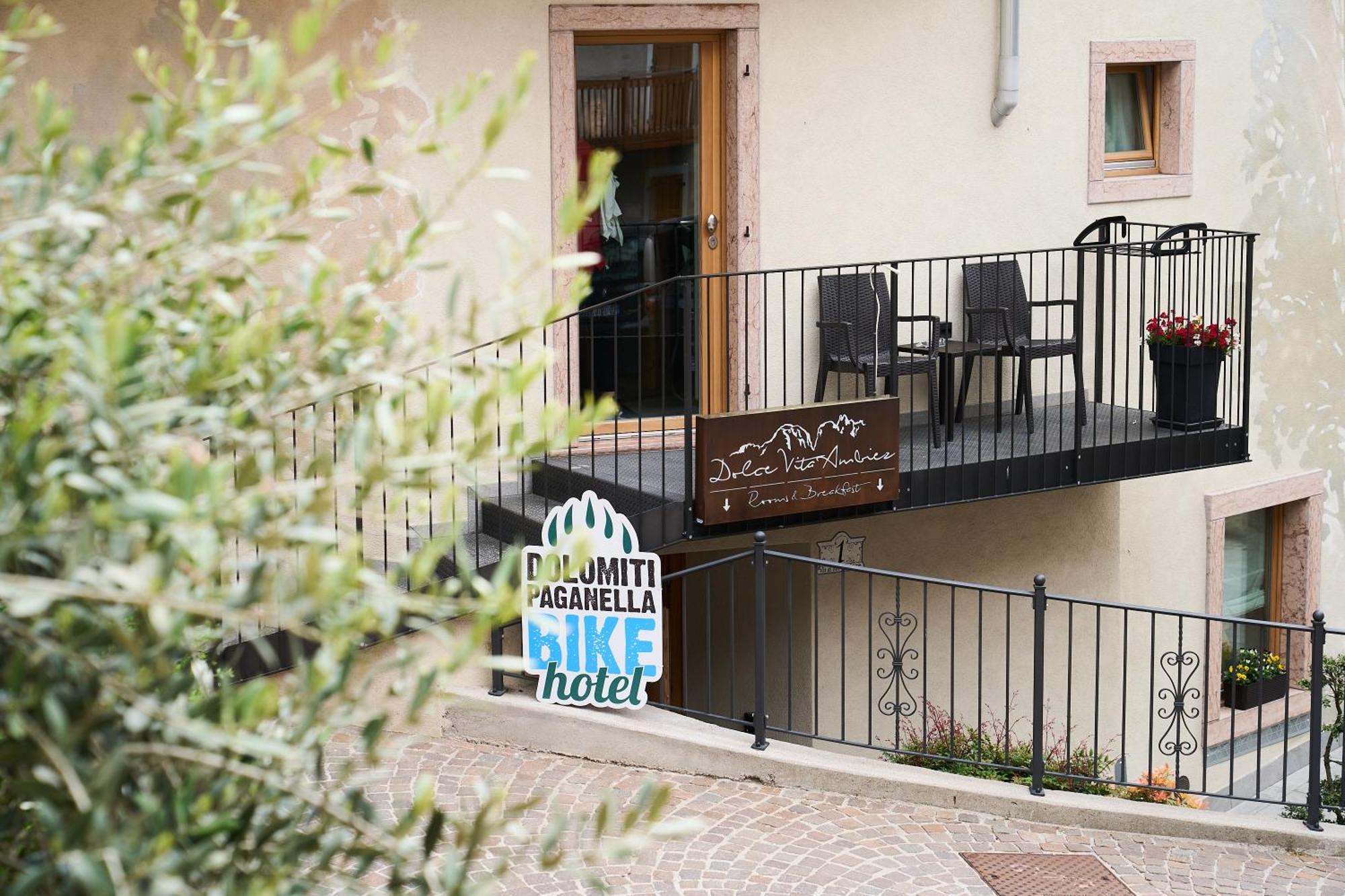 Dolcevita Ambiez B&B San Lorenzo Dorsino Eksteriør bilde