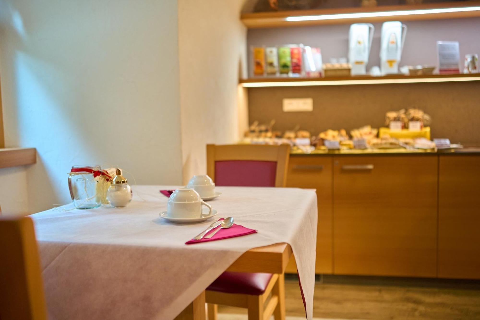 Dolcevita Ambiez B&B San Lorenzo Dorsino Eksteriør bilde
