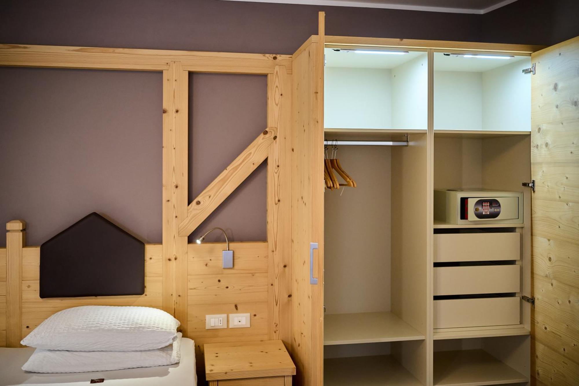 Dolcevita Ambiez B&B San Lorenzo Dorsino Eksteriør bilde